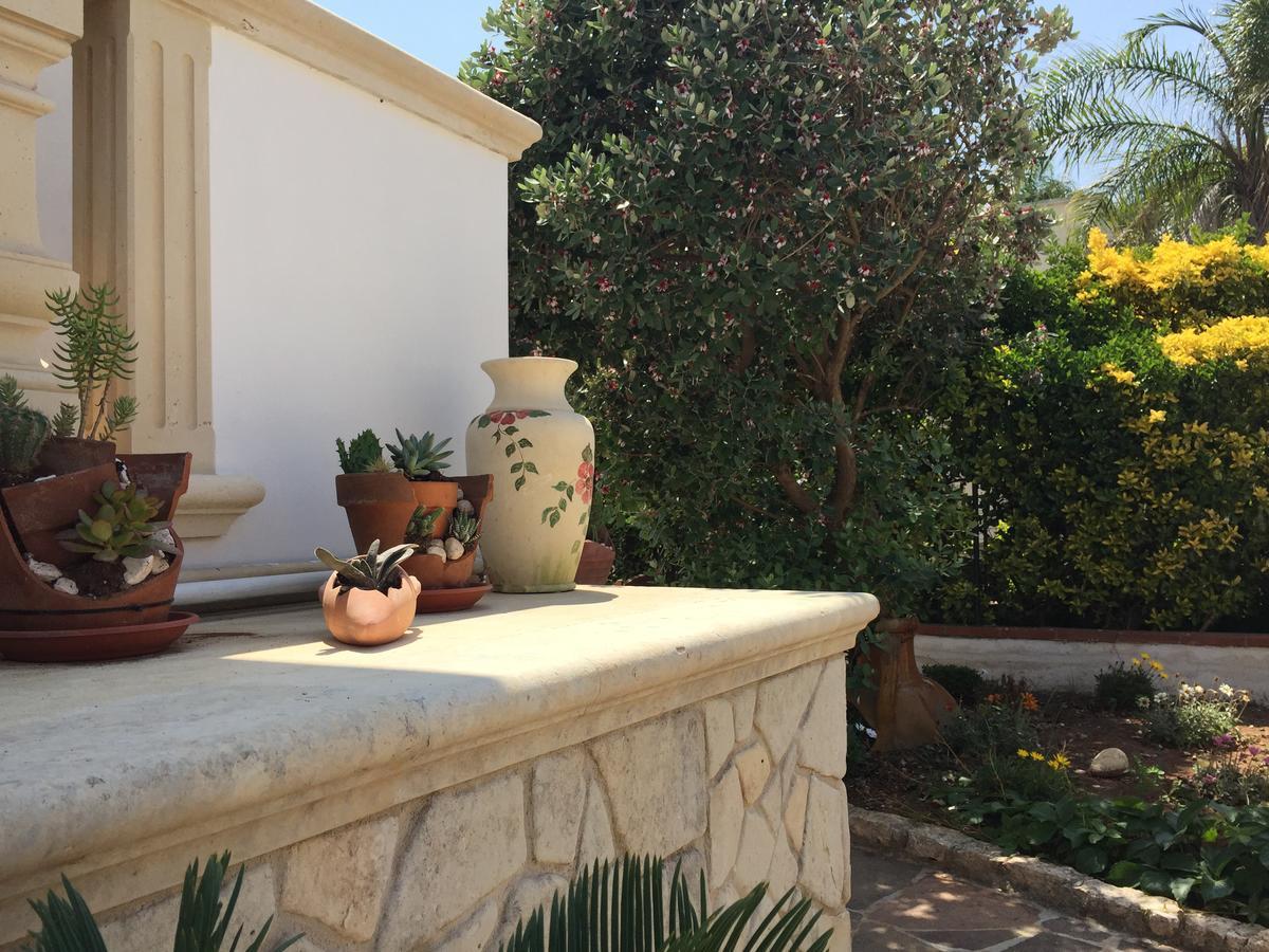 Casa Vacanza Zia Dani Castro  Exterior foto
