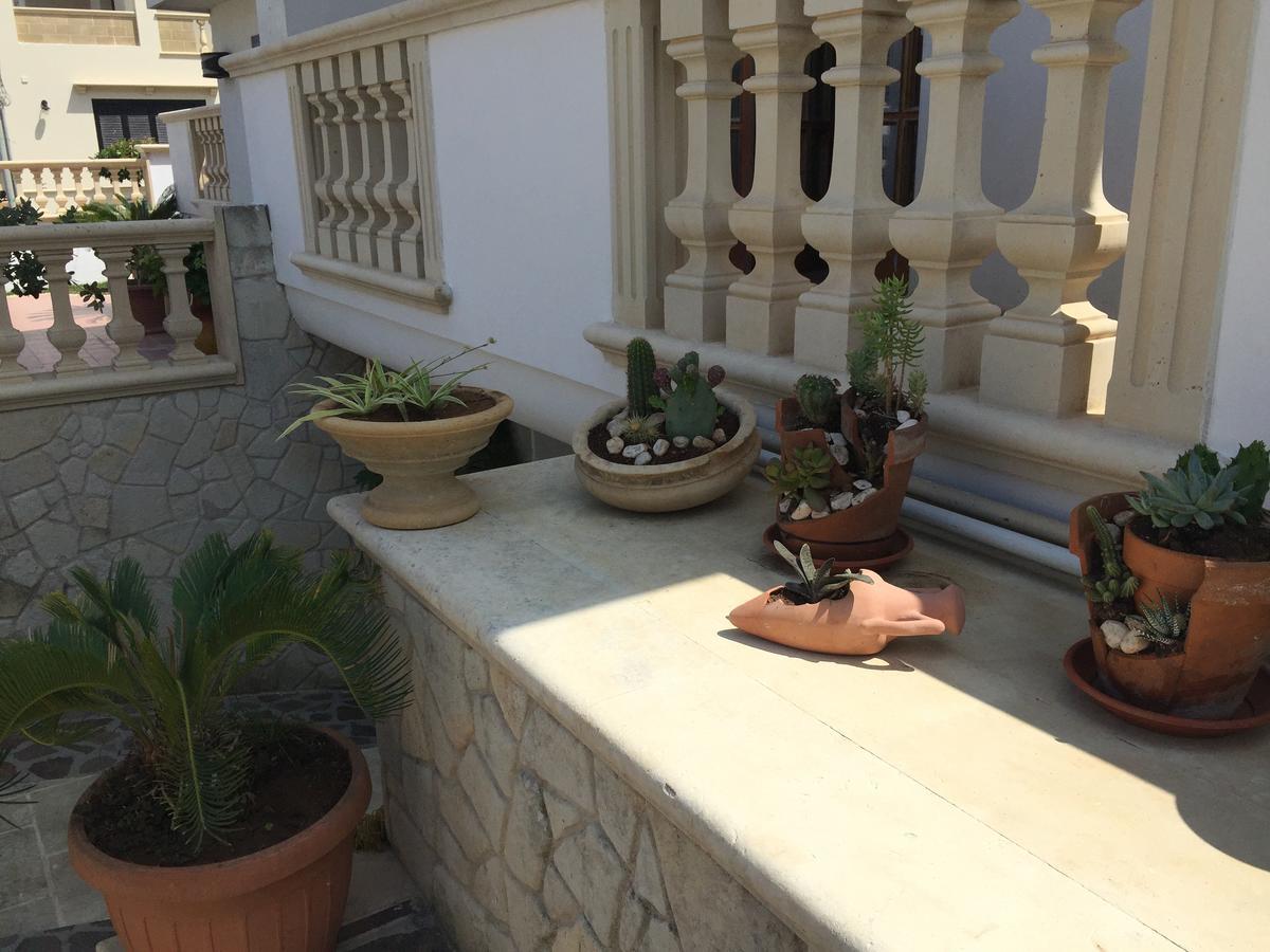 Casa Vacanza Zia Dani Castro  Exterior foto